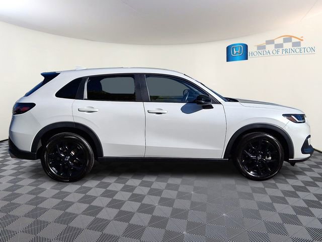 Certified 2025 Honda HR-V Sport image 7