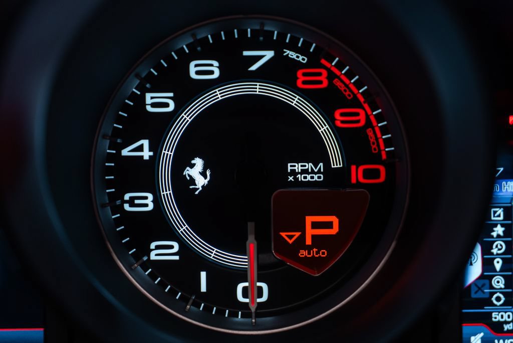 Certified 2023 Ferrari F8 Tributo RWD image 32