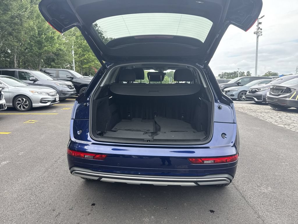 Used 2023 Audi Q5 2.0T Premium w/ Convenience Package AWD/4WD image 21