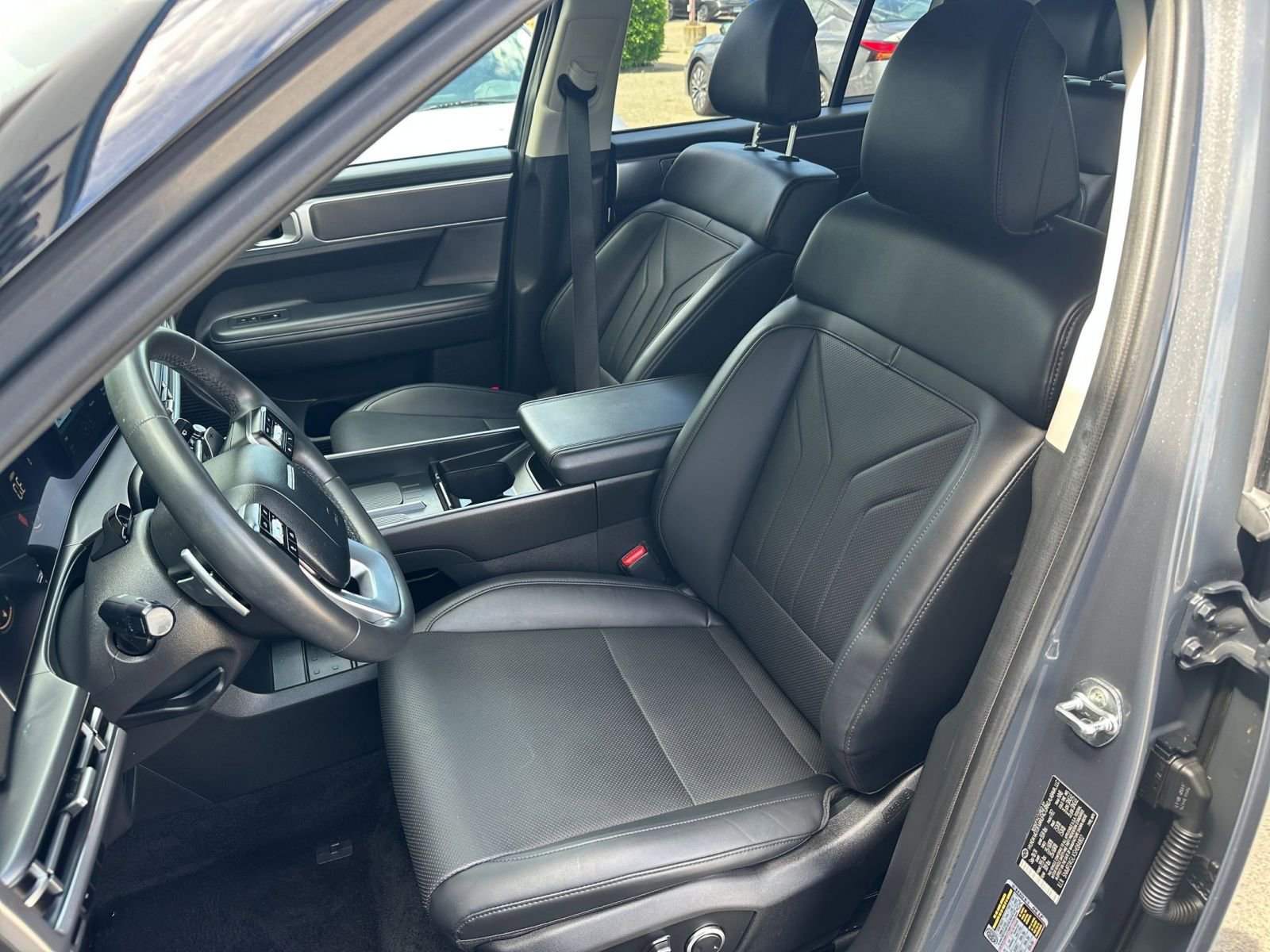 Used 2025 Hyundai Santa Fe SEL image 38