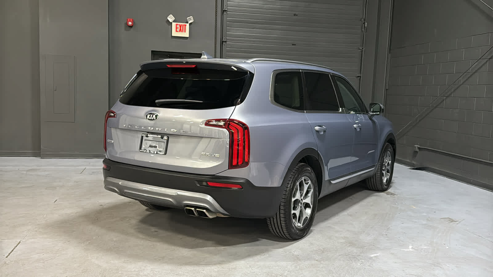 Used 2020 Kia Telluride EX AWD/4WD image 4