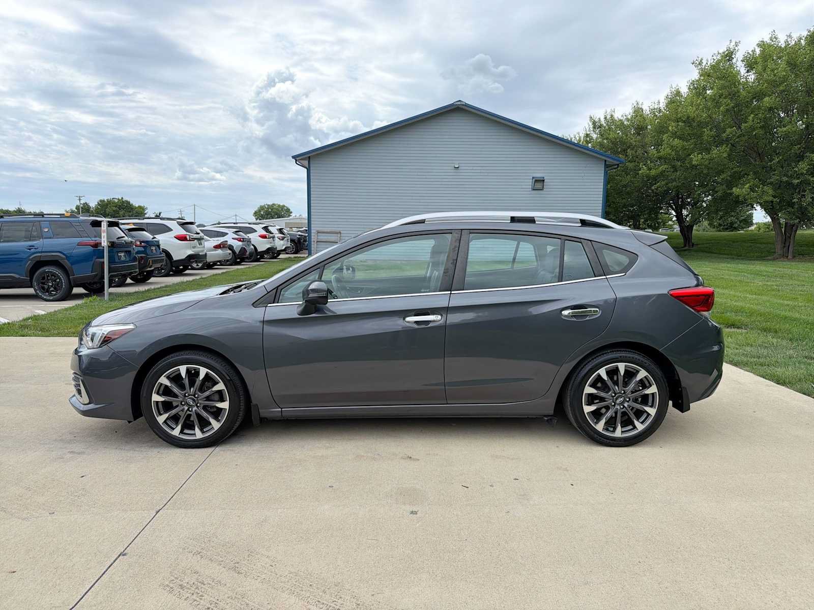 Certified 2023 Subaru Impreza 2.0i Limited AWD/4WD image 3