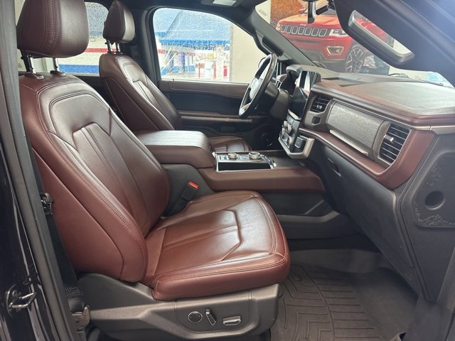 Used 2024 Ford Expedition Max Limited image 15