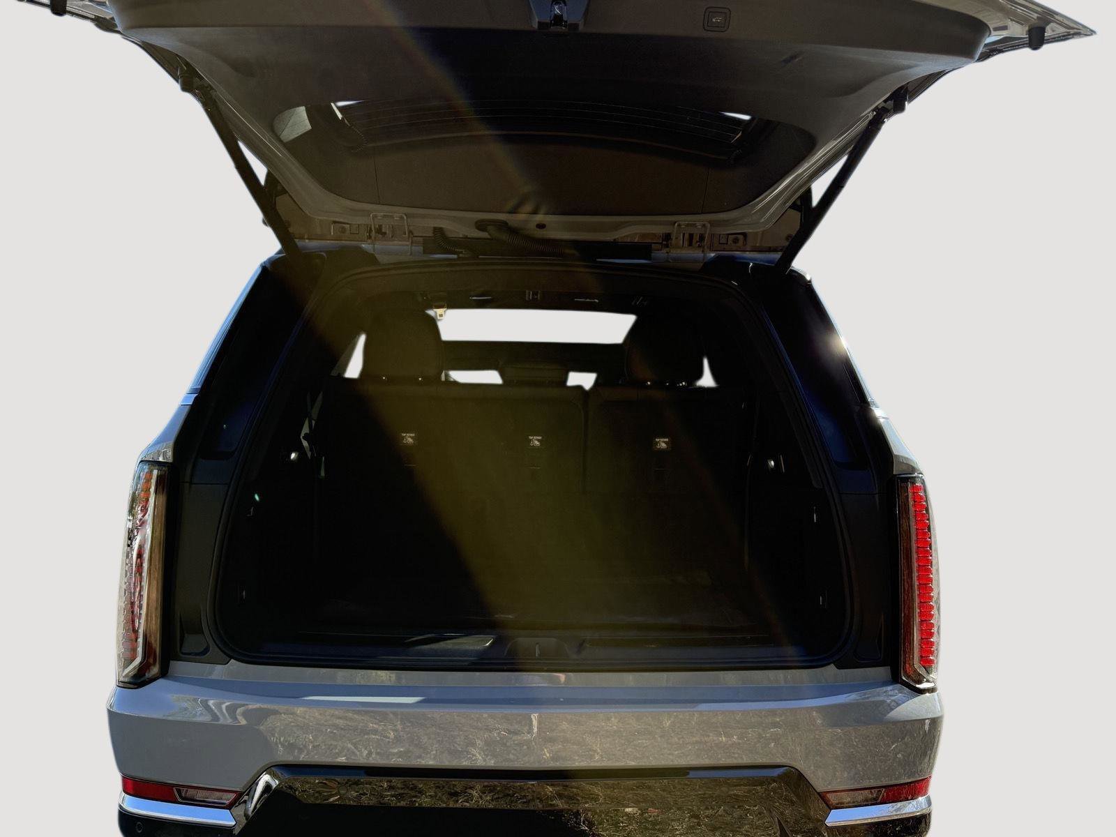 New 2026 Cadillac Escalade IQL Luxury image 10