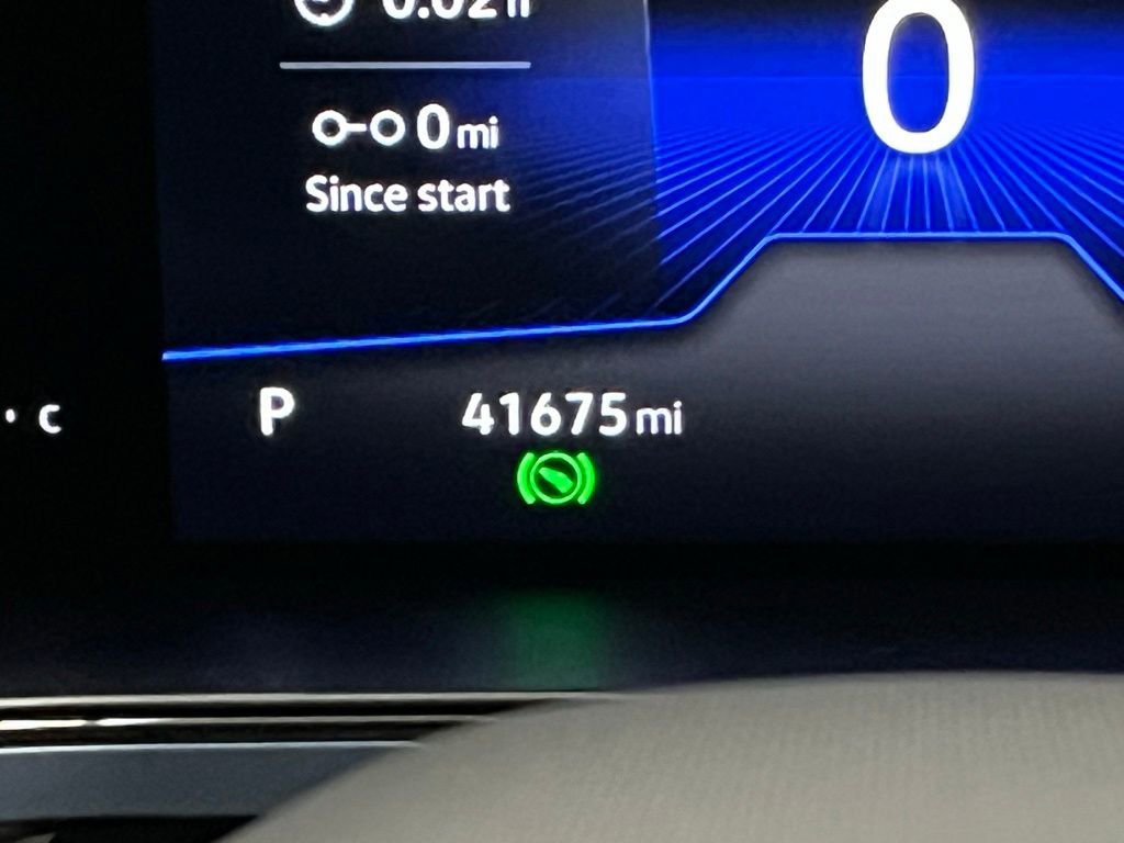 Used 2022 Volkswagen Taos SE w/ Panoramic Sunroof Package image 24