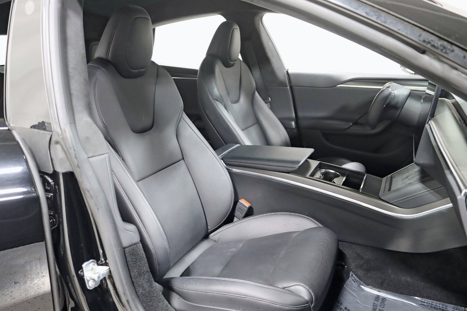 Used 2022 Tesla Model S Plaid image 31