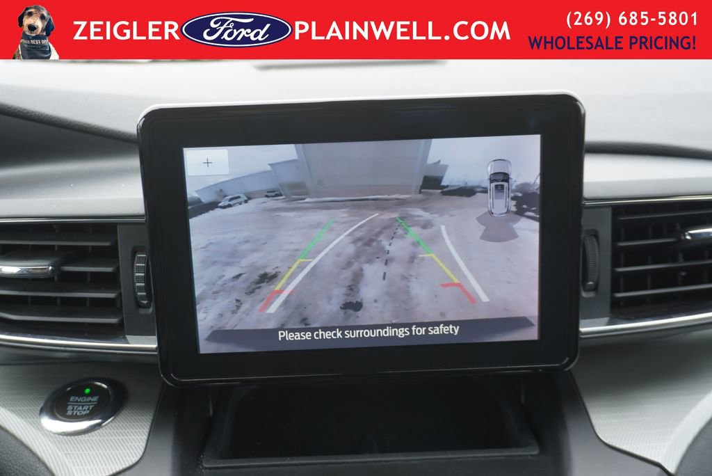 Used 2020 Ford Explorer XLT w/ Equipment Group 202A image 21