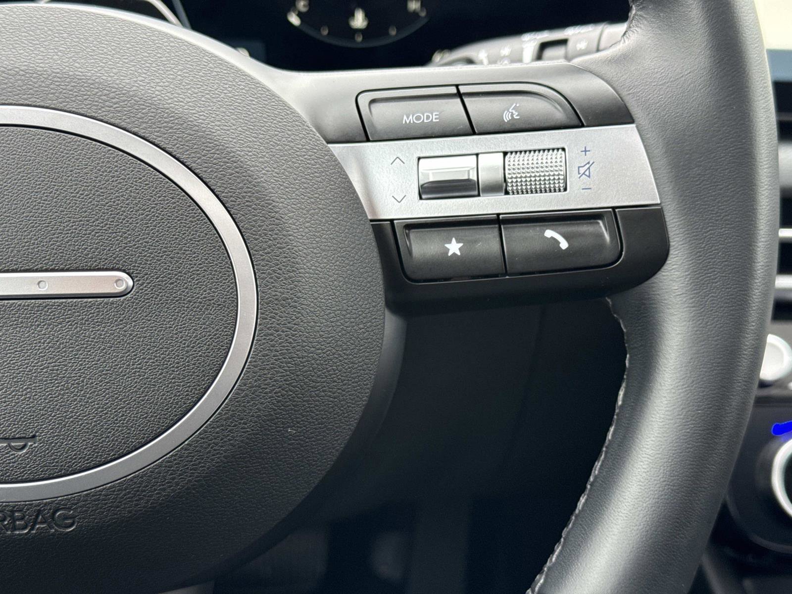 Certified 2025 Hyundai Tucson SEL image 8