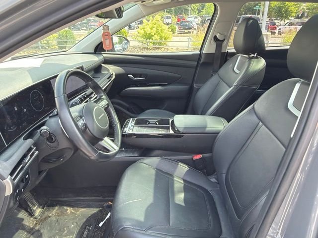 Used 2025 Hyundai Tucson Limited AWD/4WD image 12