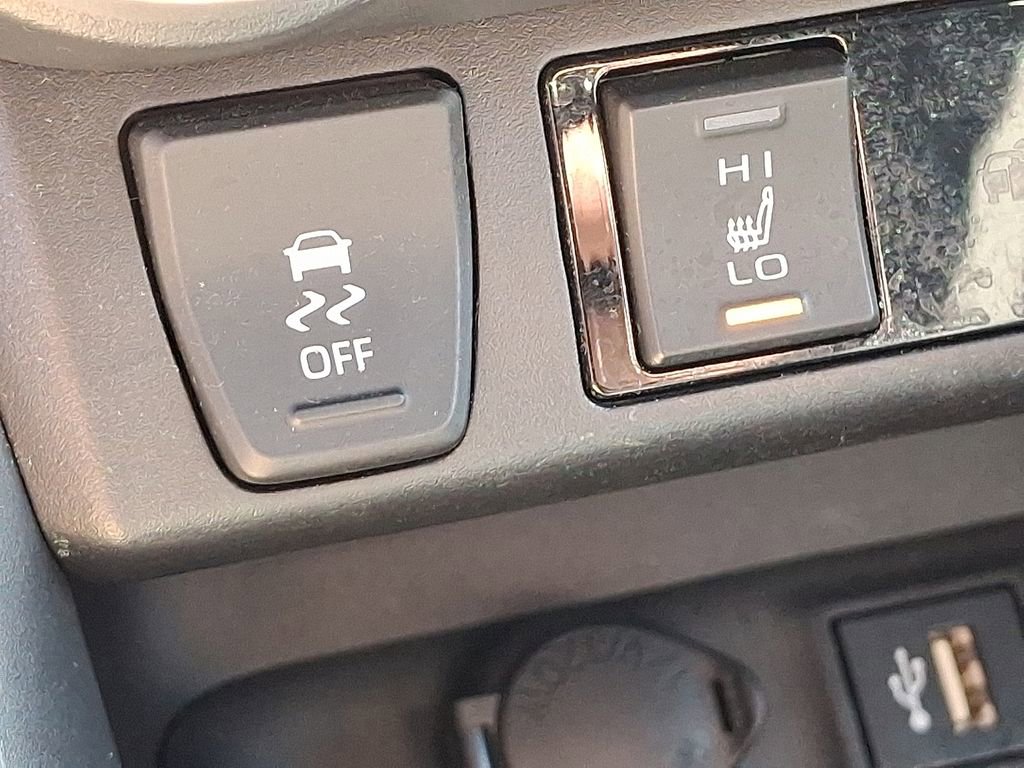 Used 2023 Toyota RAV4 XSE image 29