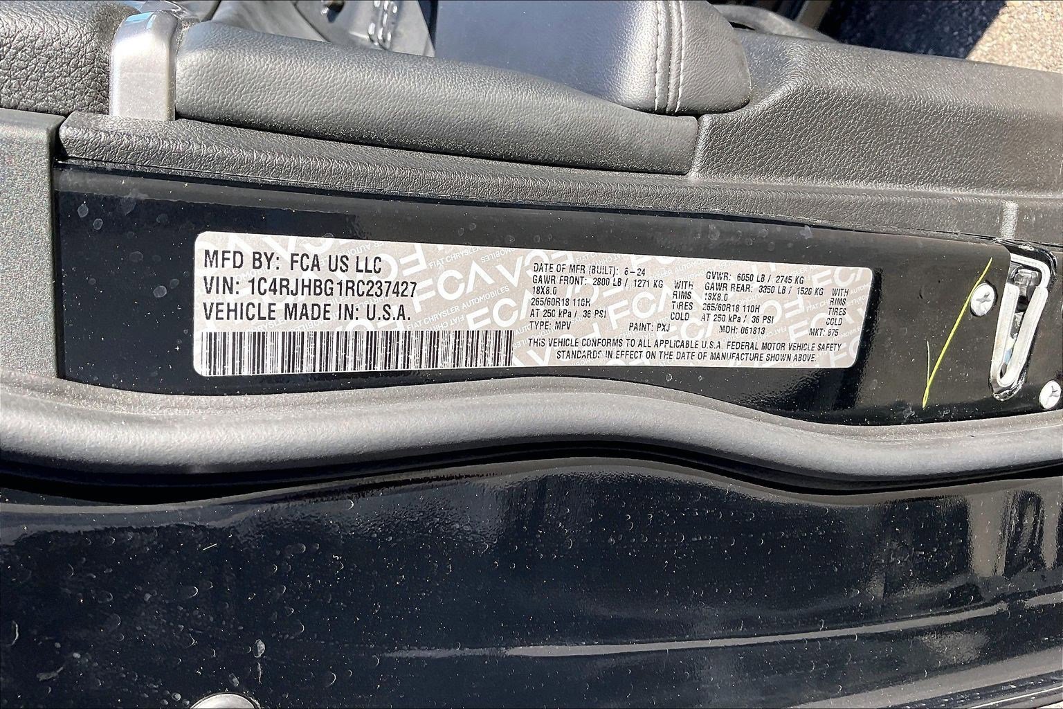 Certified 2024 Jeep Grand Cherokee Limited image 28