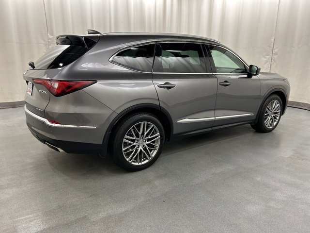 Used 2024 Acura MDX SH-AWD w/ Advance Package image 4