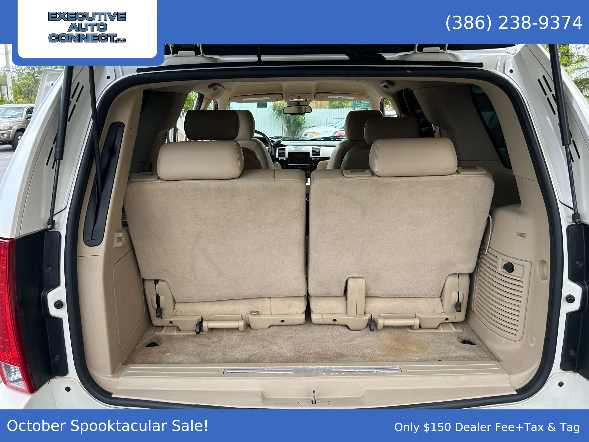 Used 2010 Cadillac Escalade AWD image 18