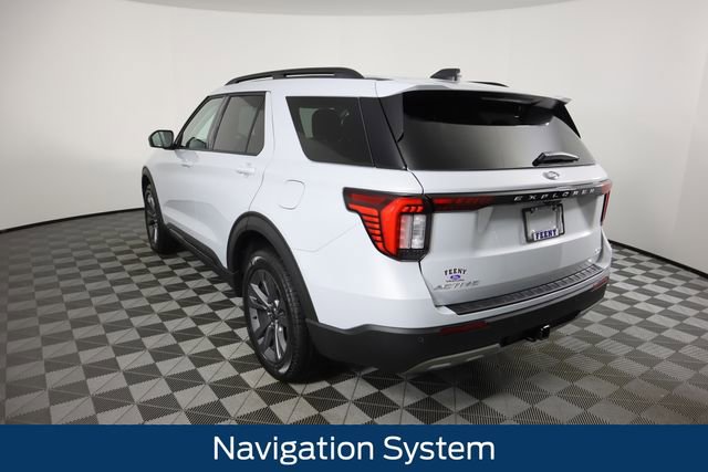 New 2026 Ford Explorer Active w/ Active Comfort Package image 5