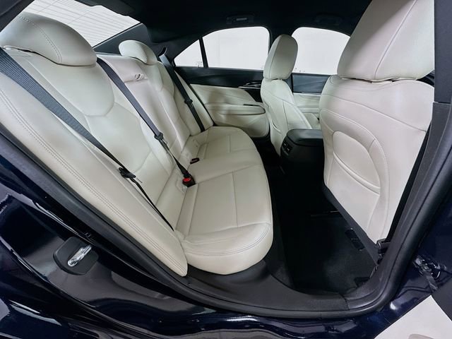 Used 2021 Cadillac CT4 Luxury w/ Cold Weather Package image 9