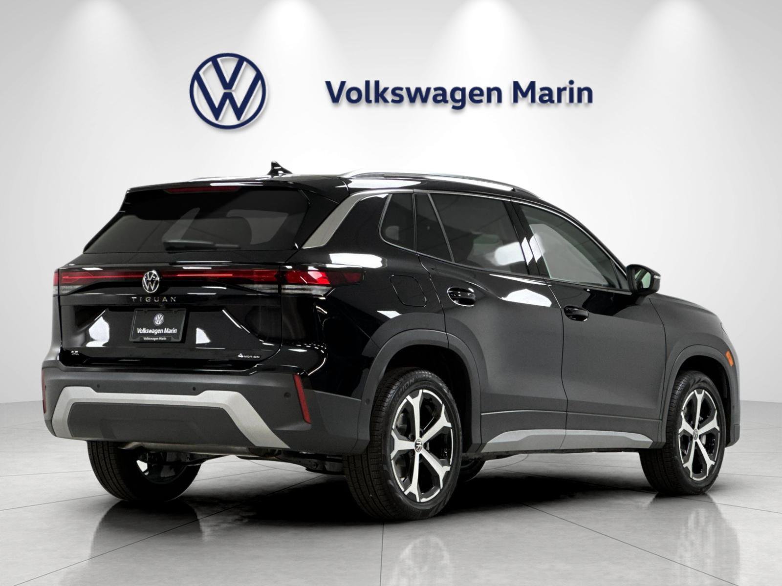 New 2026 Volkswagen Tiguan SE AWD/4WD image 5