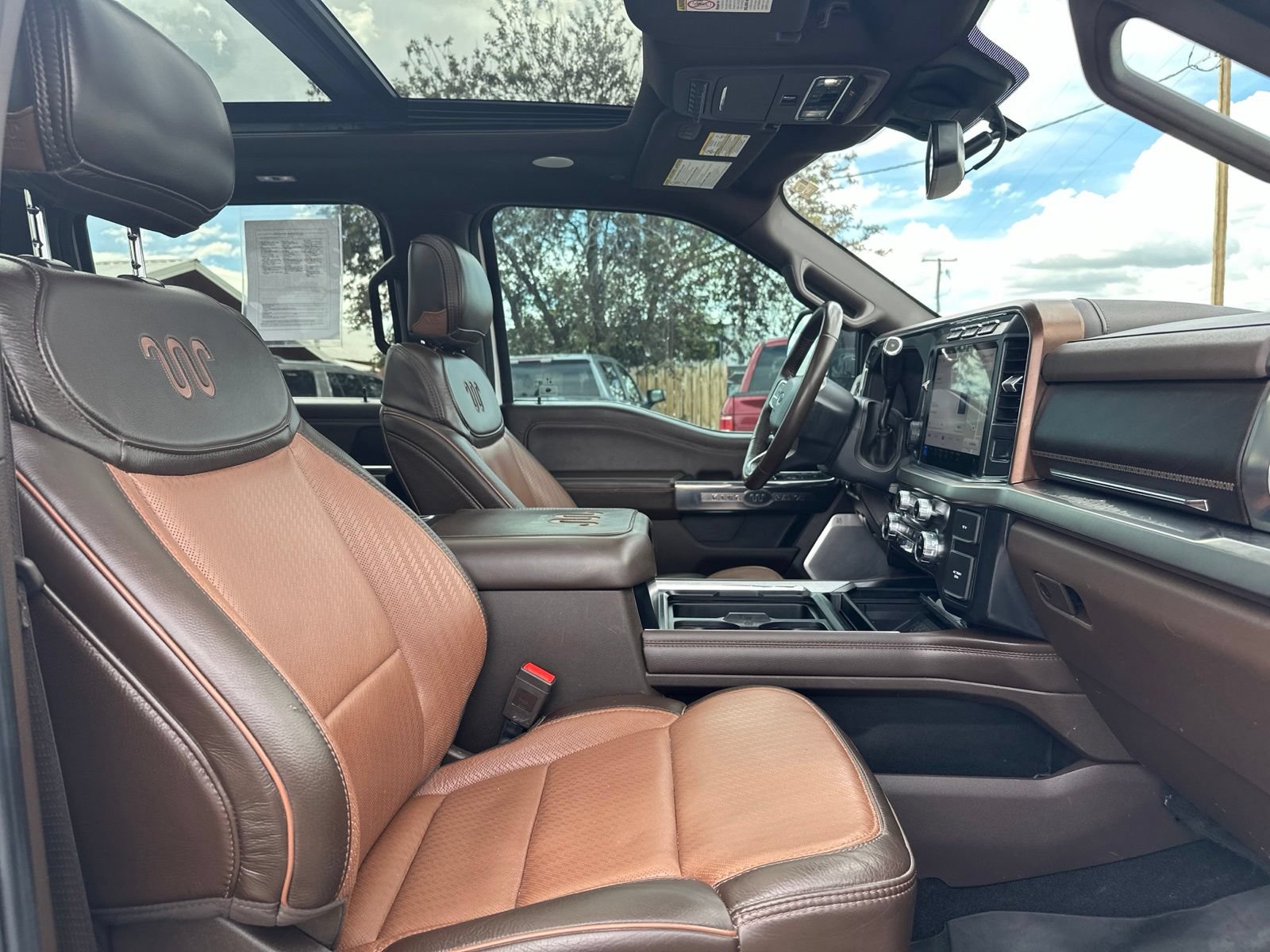 Used 2024 Ford F250 King Ranch w/ FX4 Off-Road Package AWD/4WD image 37