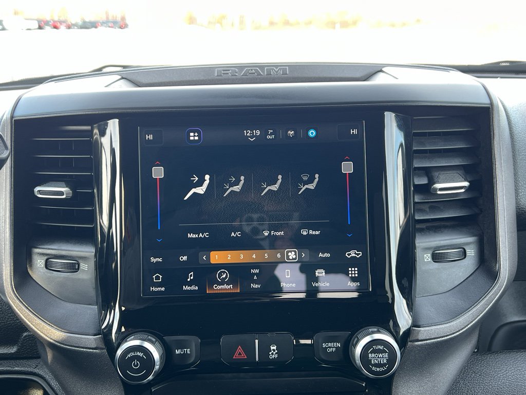 Used 2022 RAM 3500 Tradesman image 28