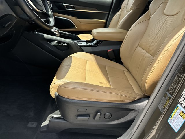 Used 2021 Kia Telluride SX w/ Nightfall Edition Package AWD/4WD image 10