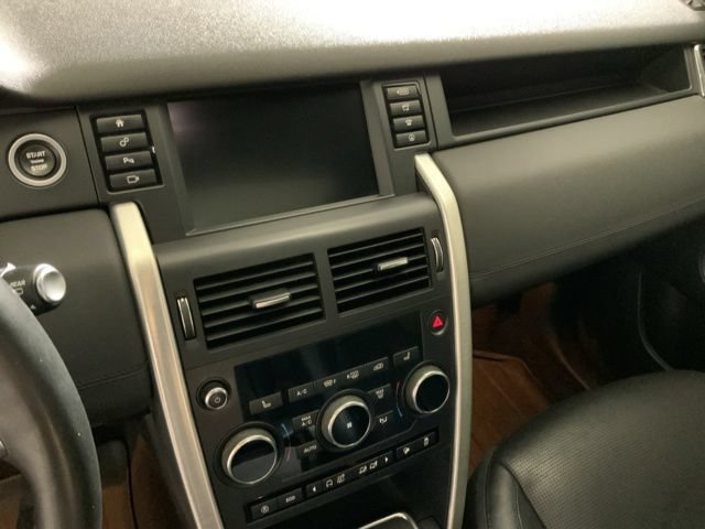 Used 2018 Land Rover Discovery Sport HSE AWD/4WD image 18