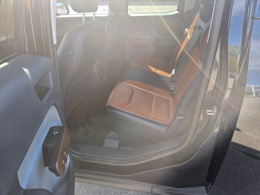 Used 2022 Ford Maverick Lariat w/ Lariat Luxury Package image 9