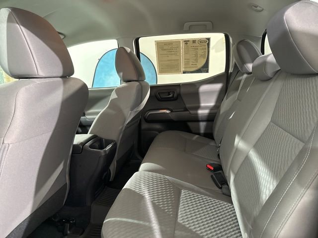 Used 2022 Toyota Tacoma SR5 w/ Technology Package RWD image 12