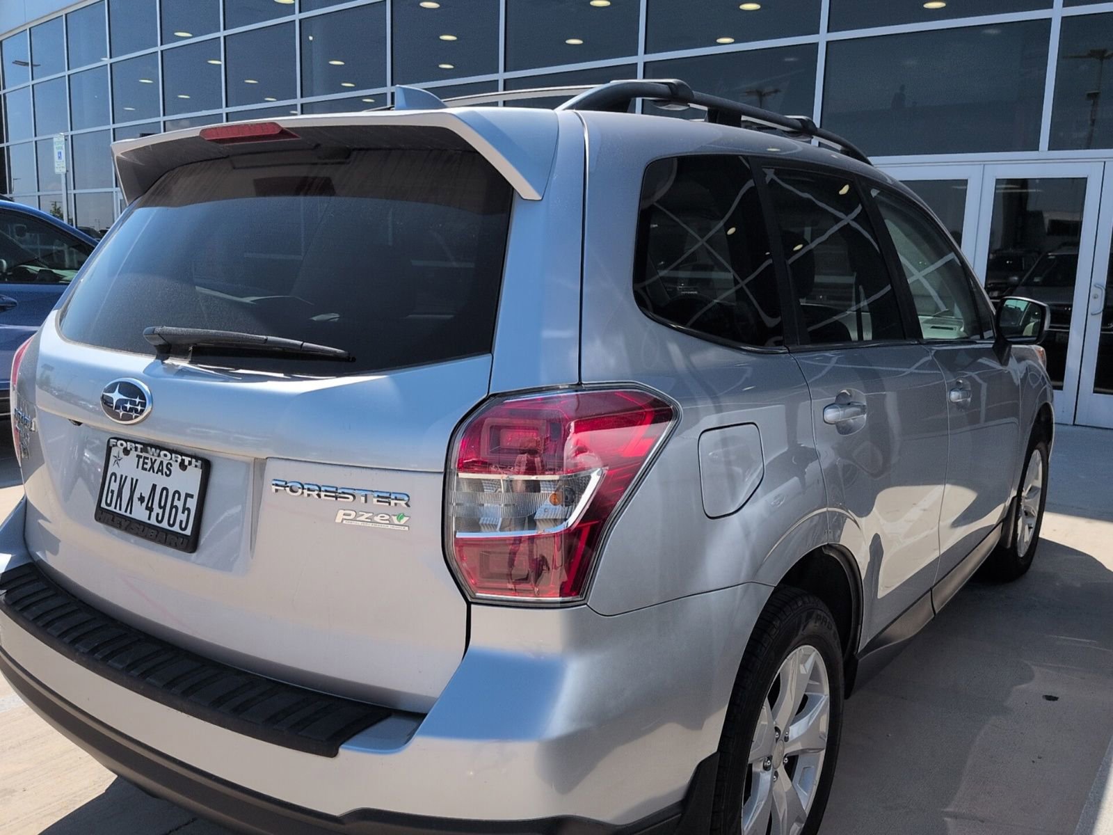 Used 2016 Subaru Forester 2.5i Limited image 6