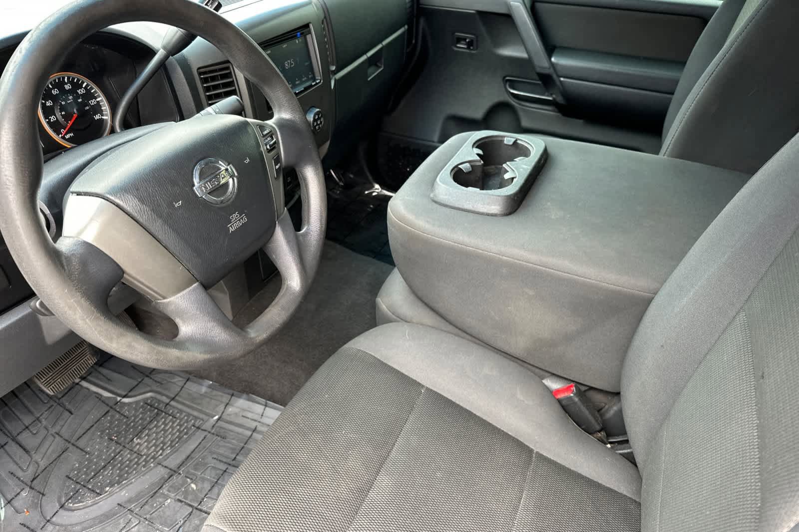 Used 2014 Nissan Titan S AWD/4WD image 11