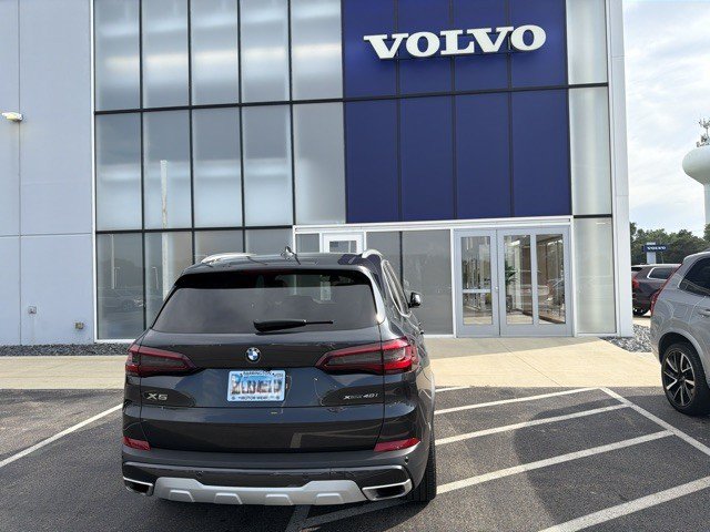 Used 2023 BMW X5 xDrive40i w/ Premium Package AWD/4WD image 5