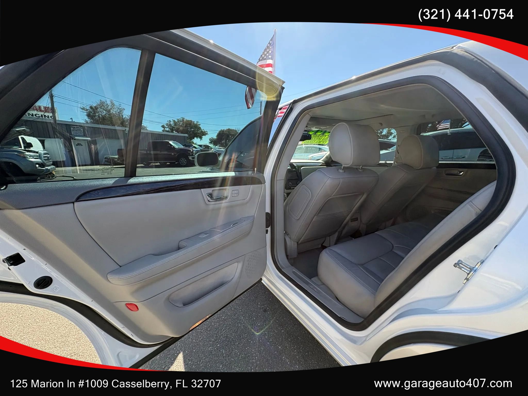 Used 2011 Cadillac DTS Luxury image 22