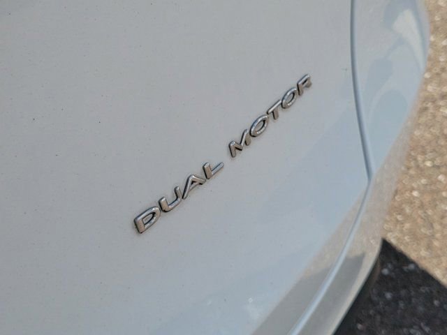 Used 2023 Tesla Model Y Long Range image 7