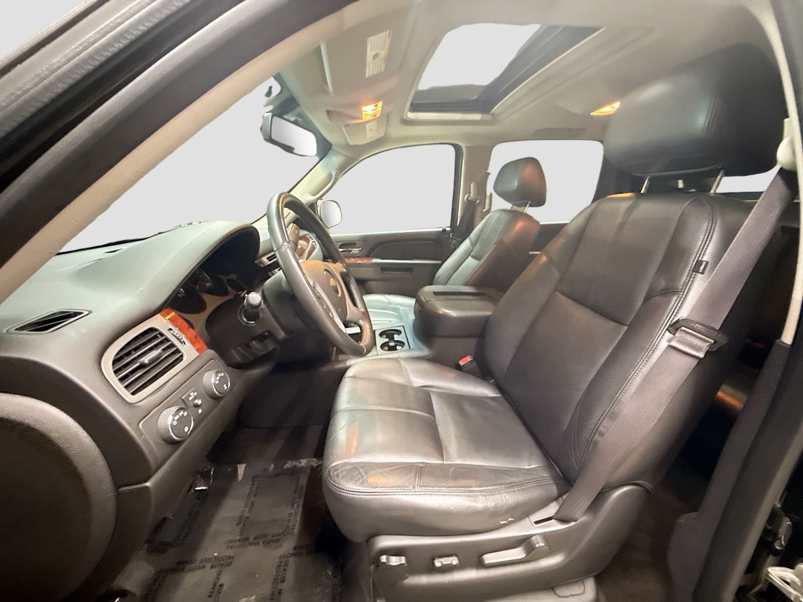 Used 2013 Chevrolet Avalanche LT w/ All-Star Edition AWD/4WD image 21