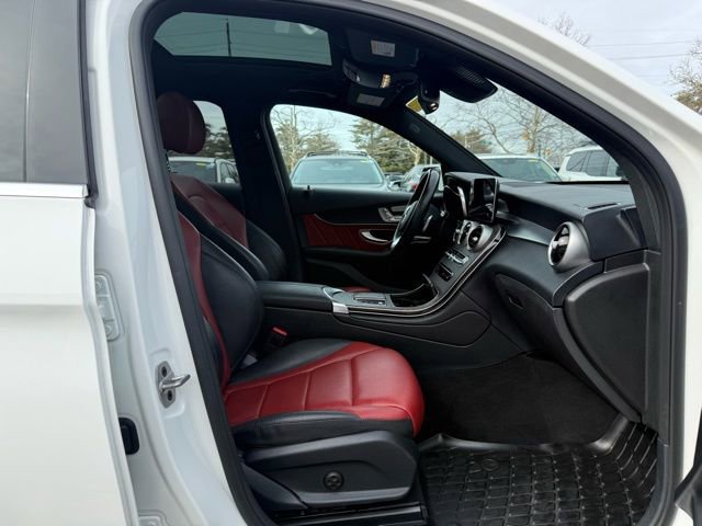 Used 2022 Mercedes-Benz GLC 300 4MATIC image 33