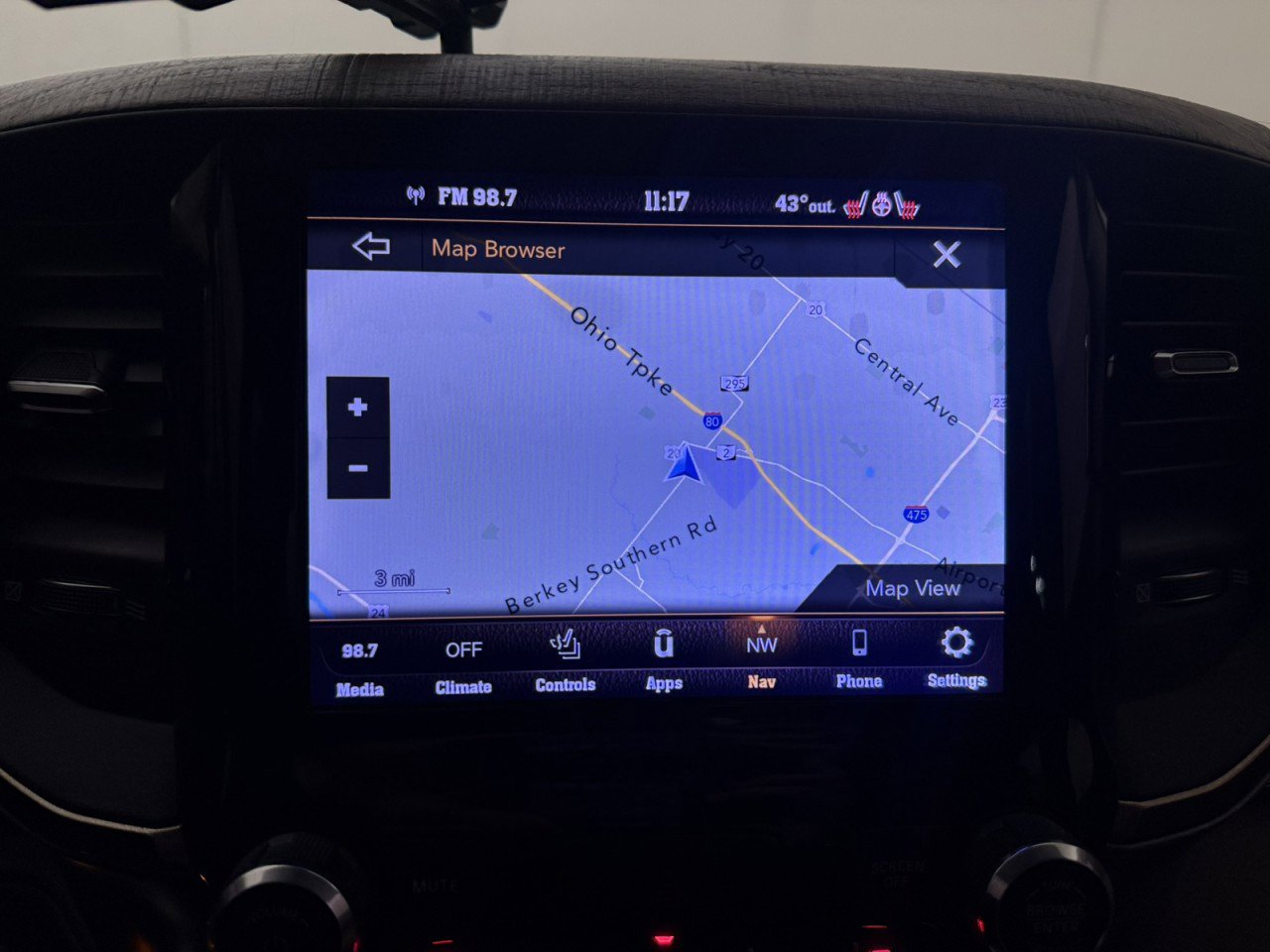 Used 2019 RAM 3500 Limited image 20