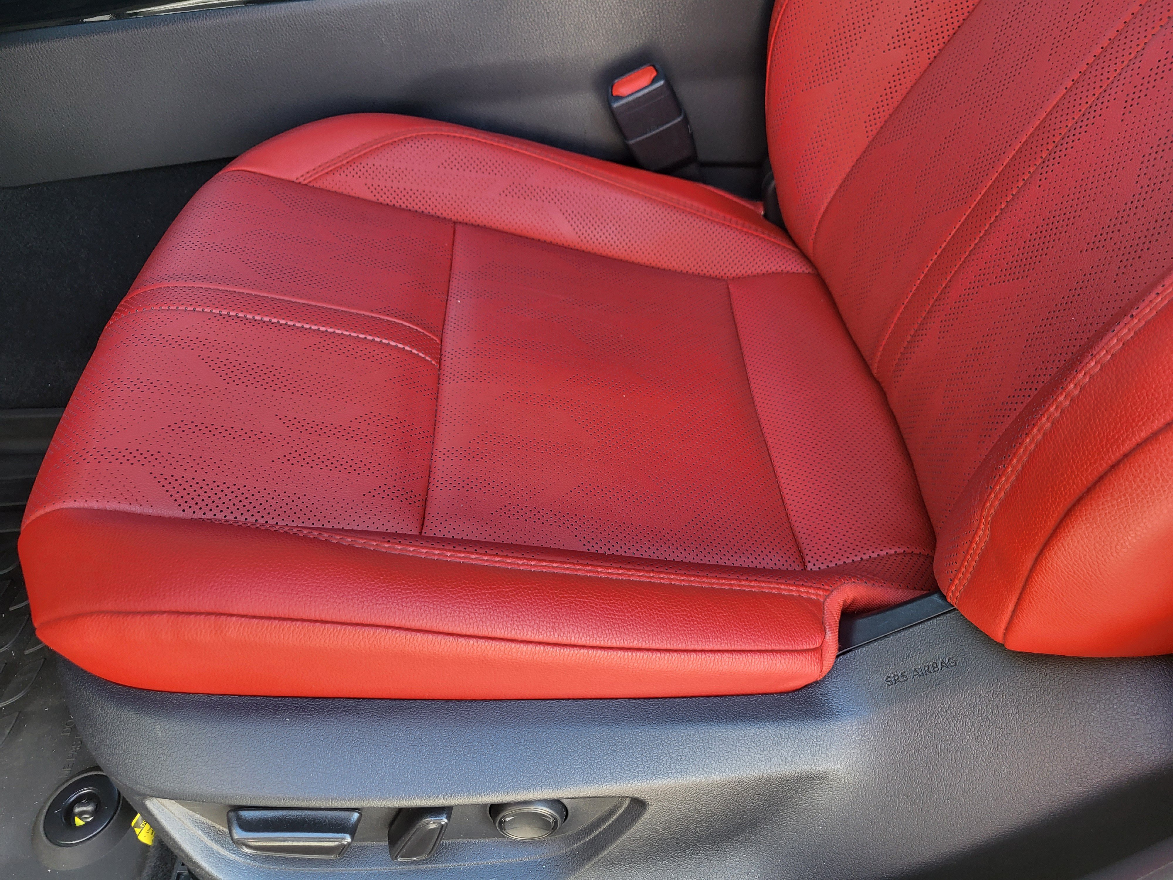 Used 2025 Toyota Camry Hybrid FWD image 21