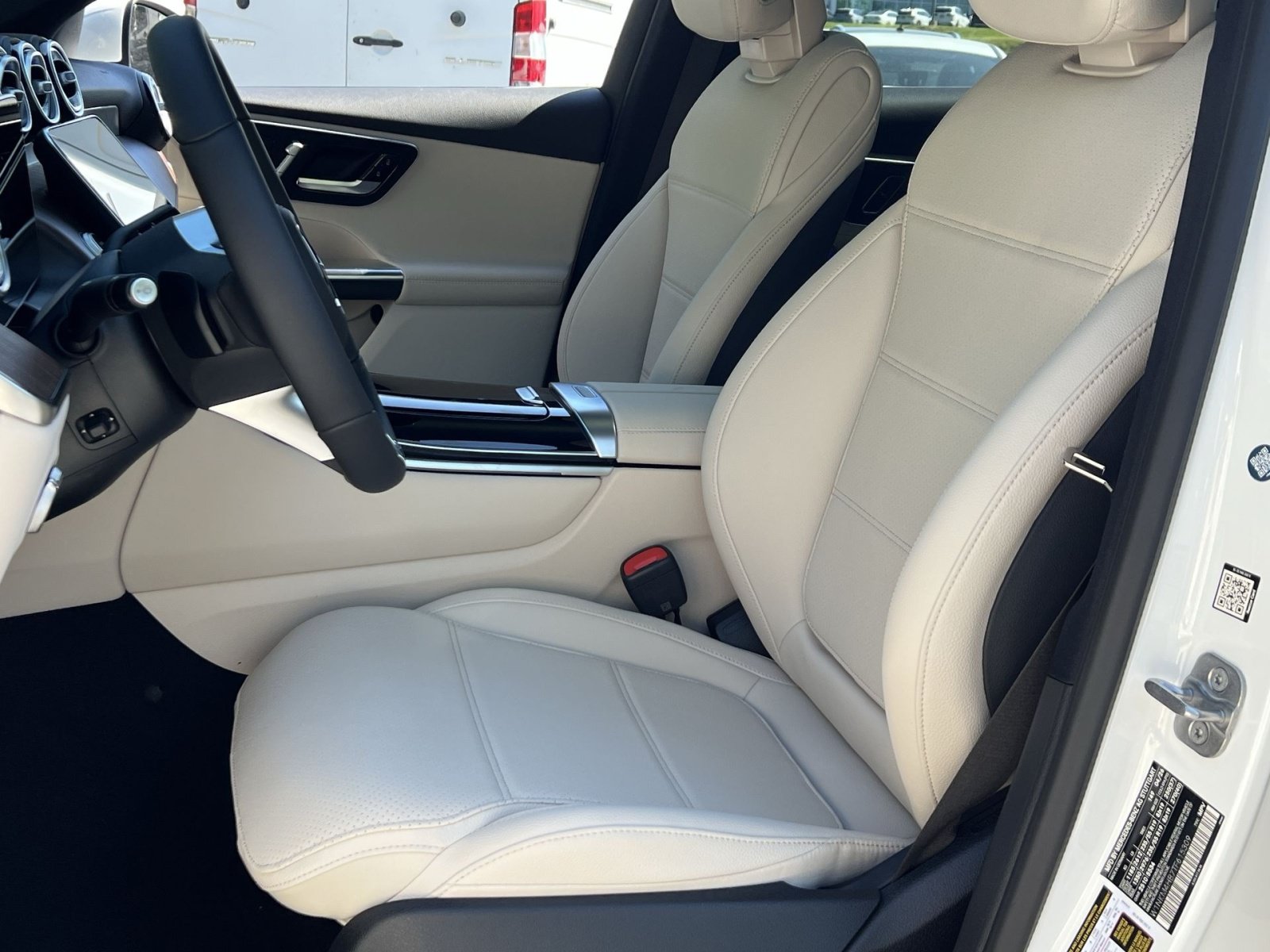 New 2026 Mercedes-Benz GLC 300 4MATIC image 18
