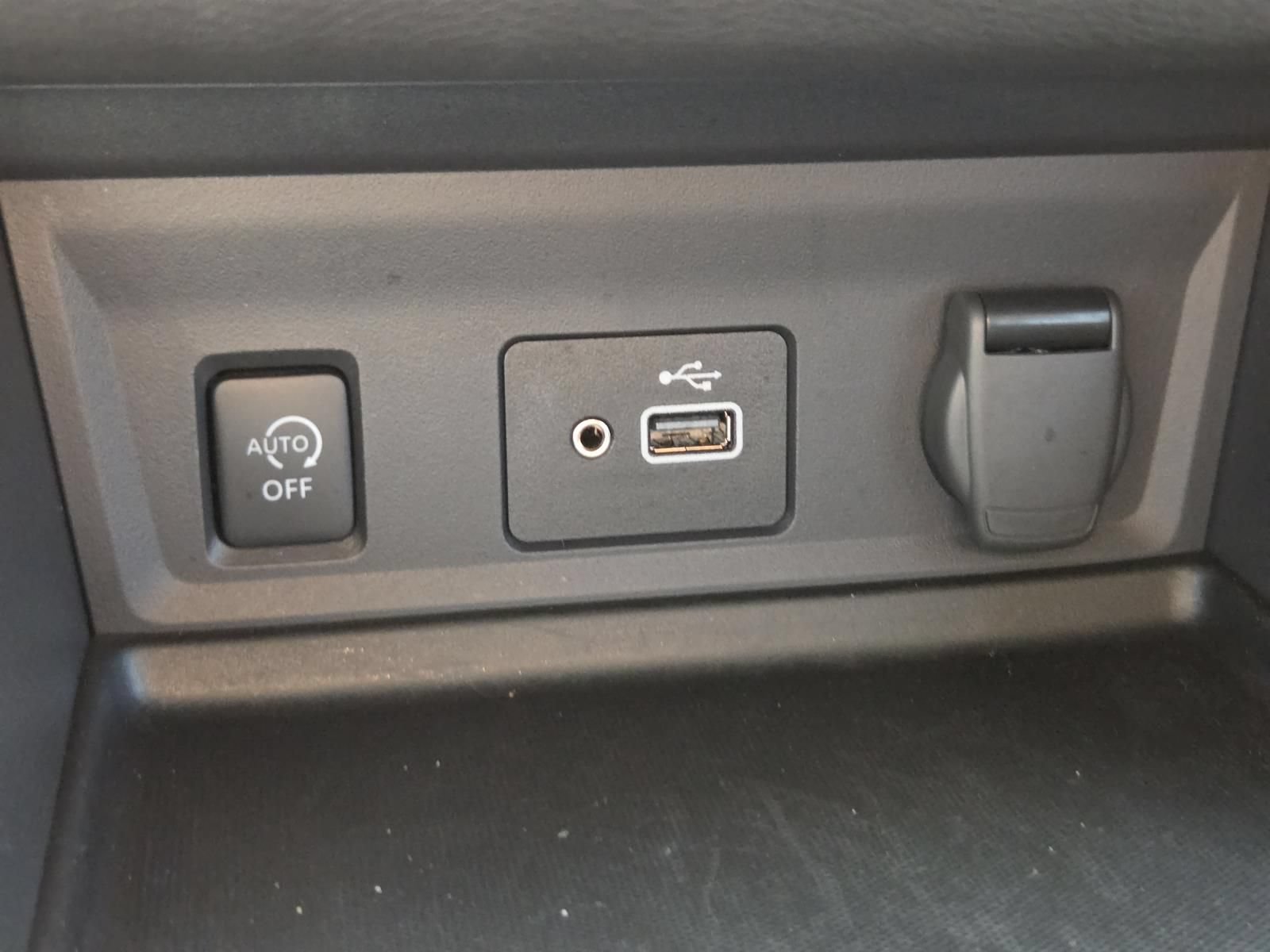 Certified 2025 Nissan Sentra S FWD image 26