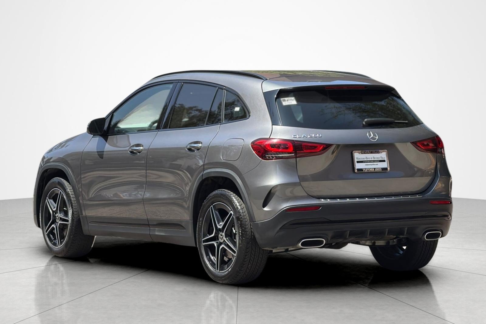 Used 2023 Mercedes-Benz GLA 250 image 3
