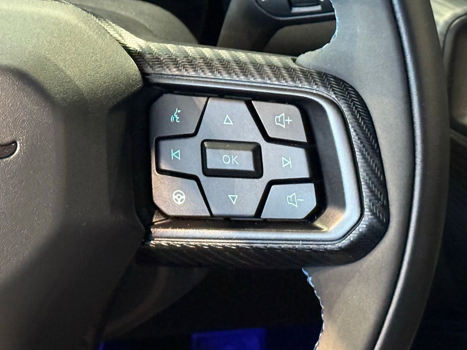 Used 2024 Ford Mustang Dark Horse image 25