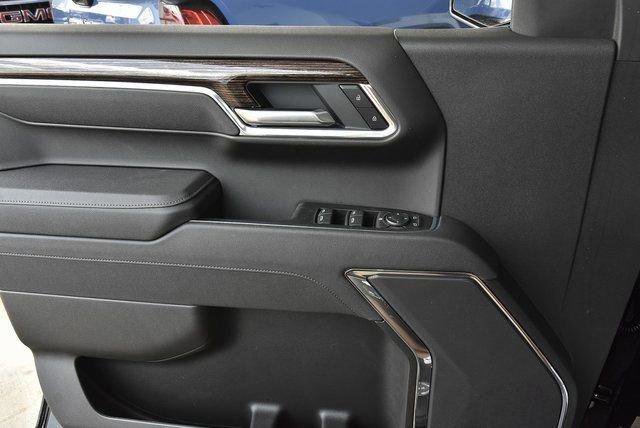New 2025 GMC Sierra 1500 SLE w/ Preferred Package image 15