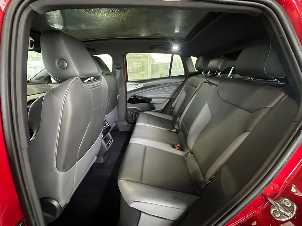 Used 2023 Volkswagen ID.4 S image 23