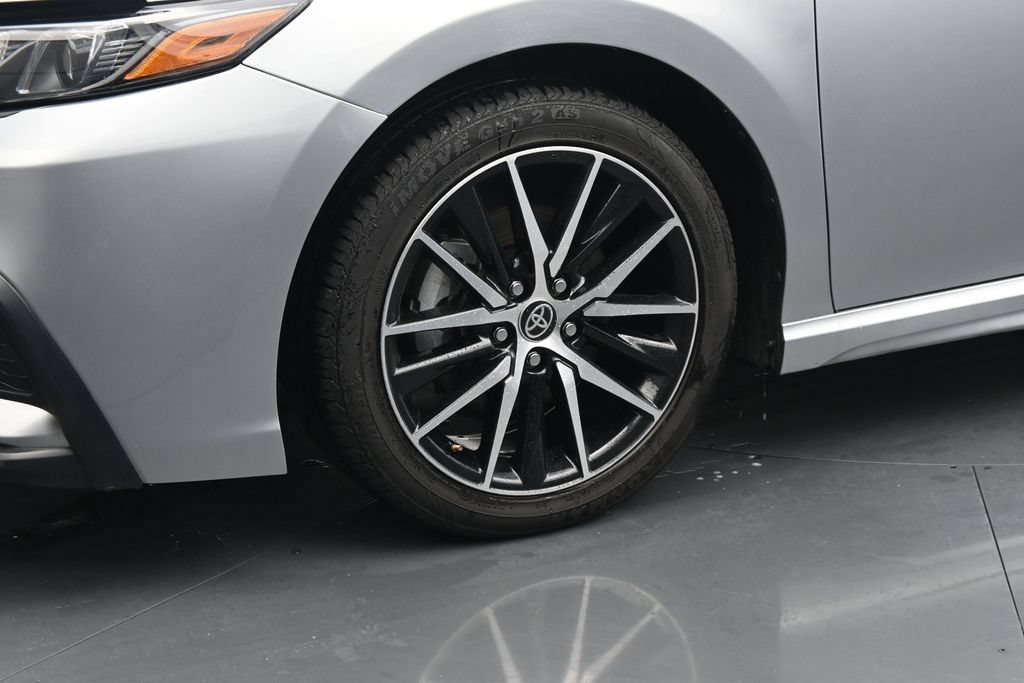Used 2024 Toyota Camry SE FWD image 12