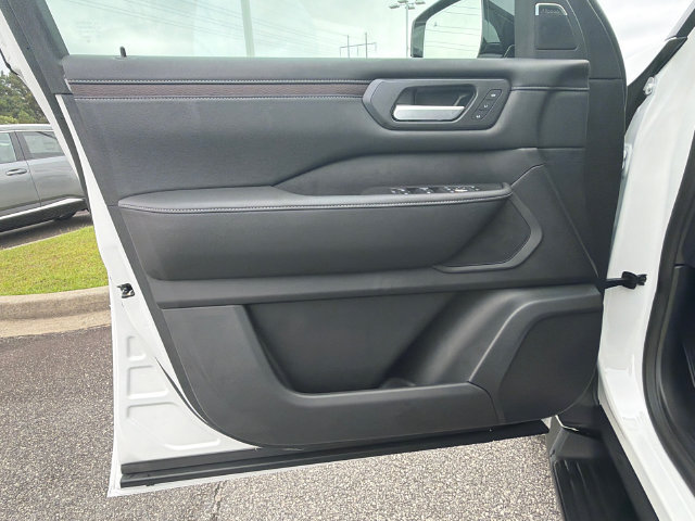 New 2026 Nissan Armada SL RWD image 10