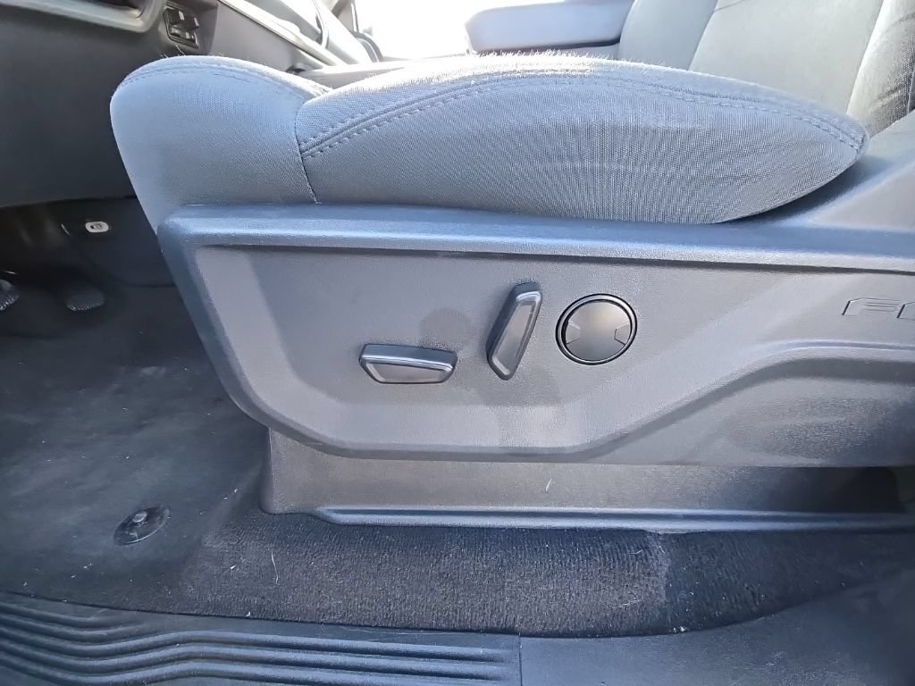 Used 2025 Ford Expedition Max Active AWD/4WD image 11