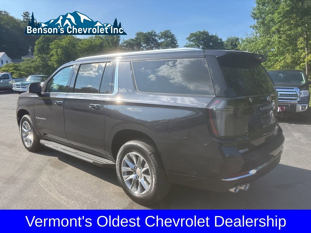 New 2025 Chevrolet Suburban Premier image 3