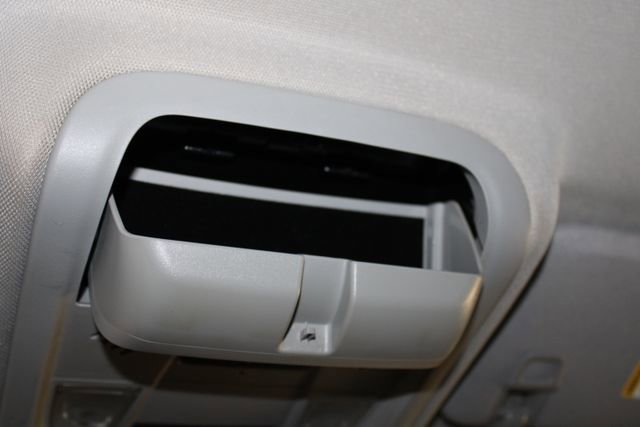 Used 2020 Chevrolet Equinox LT w/ Driver Convenience Package FWD image 36