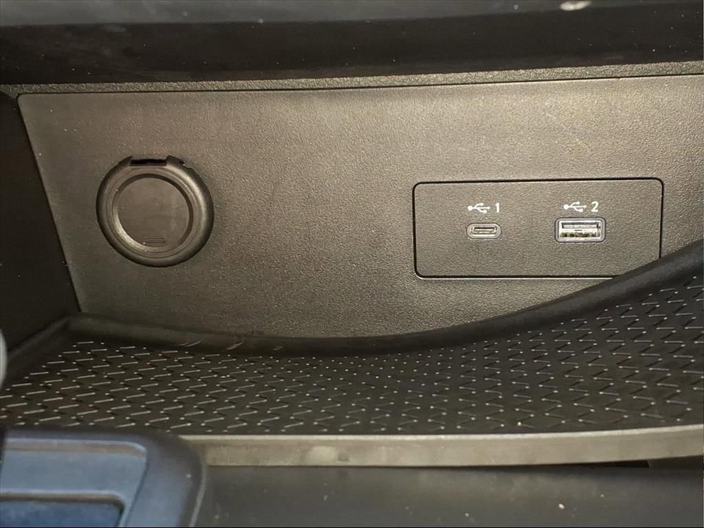 Used 2024 Nissan Pathfinder S image 18