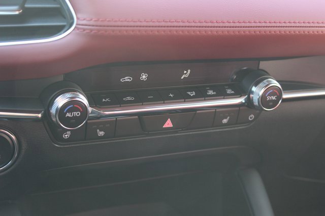 New 2026 MAZDA MAZDA3 Hatchback w/Premium Plus Pkg image 20