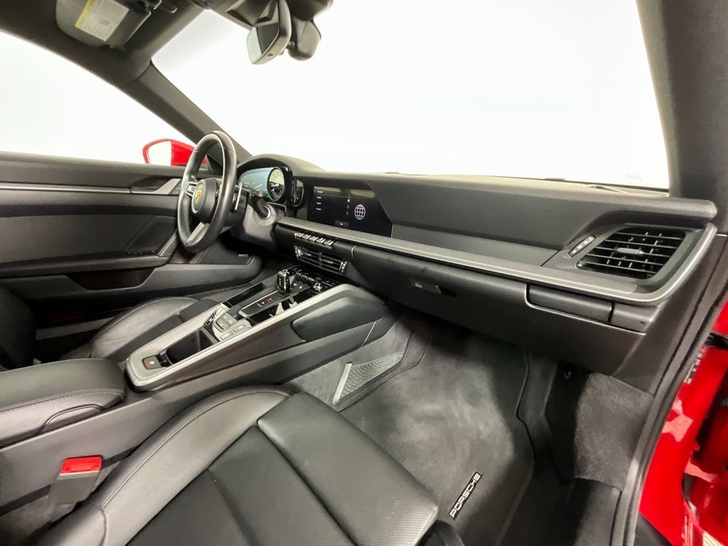 Used 2024 Porsche 911 Carrera image 19