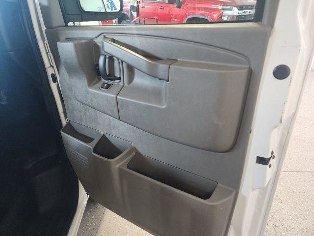 Used 2020 Chevrolet Express 2500 w/ Driver Convenience Package RWD image 22